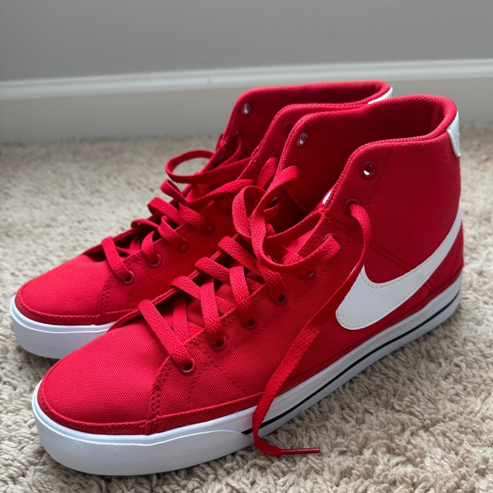 Nike Blazers Mid Size 10